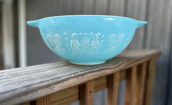 pyrex bowl