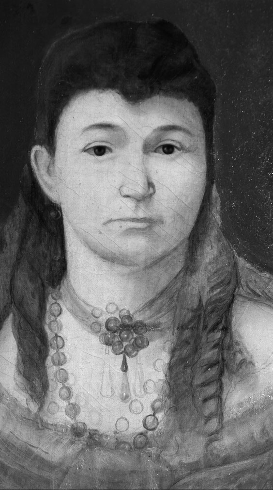 A grayscale infrared image of a painting of a woman shows pencil sketches where the artist orignially was going to place the necklaces the woman is wearing.