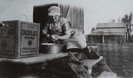 Signa Hermanson Larson peeling potatoes